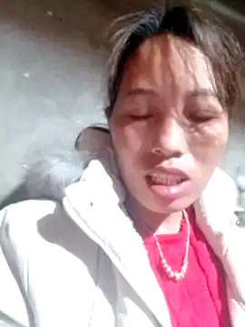 Gummiesu online show from February 19, 9:45 pm