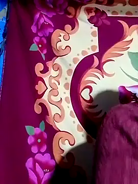 Gummiesu online show from February 4, 7:42 pm