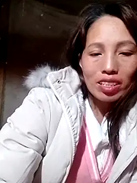 Gummiesu online show from March 23, 7:47 pm