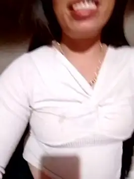 Gummiesu online show from April 11, 8:12 pm