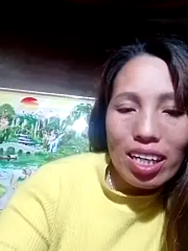 Gummiesu online show from May 10, 1:57 pm