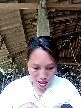 Gummiesu online show from March 2, 8:43 am