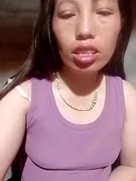 Gummiesu online show from April 10, 9:33 pm