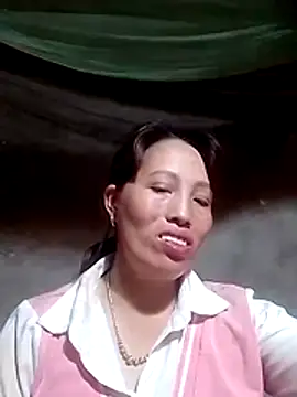 Gummiesu online show from April 4, 7:59 am