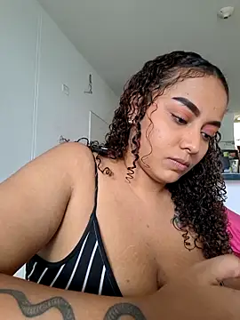 curly girl 31 online show from May 26, 8:18 pm