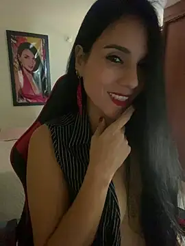 Snapshot of Miaswwe chatting on June 7, 7:52 pm Miaswwe online show from June 7, 7:52 pm