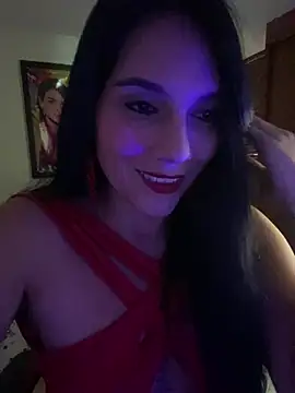 Snapshot of Miaswwe chatting on June 15, 10:42 pm Miaswwe online show from June 15, 10:42 pm