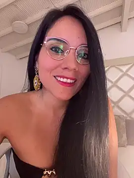 Snapshot of Miaswwe chatting on February 21, 2:52 pm Miaswwe online show from February 21, 2:52 pm