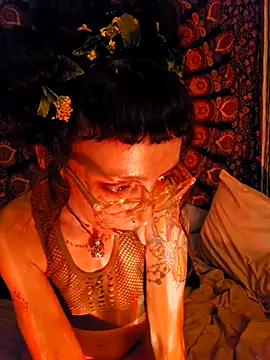 Snapshot of xxEMMxxx chatting on February 6, 8:54 am xxEMMxxx online show from February 6, 8:54 am