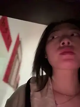 Cheating-wife online show from April 2, 8:21 am