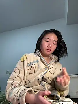 Cheating-wife online show from April 9, 7:25 am