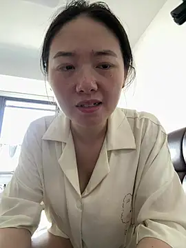 Snapshot of Cheating-wife chatting on July 16, 8:33 am Cheating-wife online show from July 16, 8:33 am