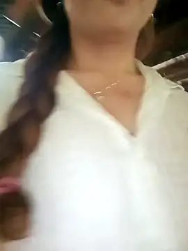 Bling sexy online show from April 4, 12:39 am