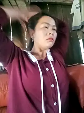 Bling sexy online show from March 28, 12:00 am