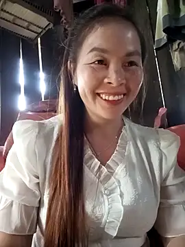 Bling sexy online show from February 15, 8:35 am