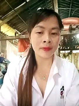 Bling sexy online show from April 15, 12:49 am