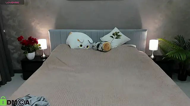 Snapshot of Celine_Coello chatting on February 3, 4:10 am Celine Coello online show from February 3, 4:10 am