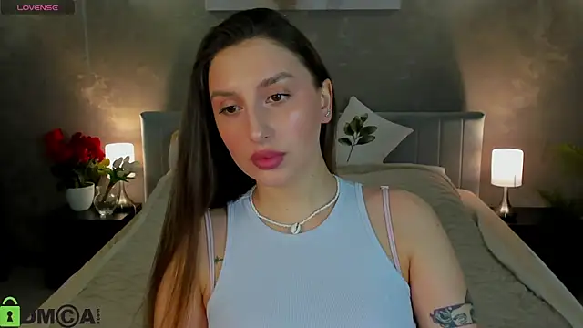 Snapshot of Celine_Coello chatting on February 16, 4:11 am Celine Coello online show from February 16, 4:11 am