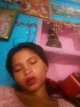 Snapshot of Jyoti_rathor chatting on May 28, 3:47 am Jyoti rathor online show from May 28, 3:47 am