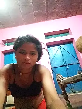 Snapshot of Jyoti_rathor chatting on February 18, 12:19 am Jyoti rathor online show from February 18, 12:19 am