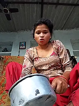 Snapshot of Jyoti_rathor chatting on May 29, 1:22 am Jyoti rathor online show from May 29, 1:22 am
