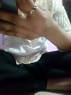 sima-bhabhi online show from March 25, 5:56 pm