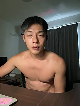 Yooo17 online show from May 14, 6:43 am