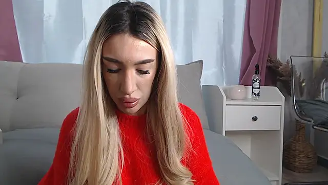 LunaVibes  online show from January 18, 6:28 am