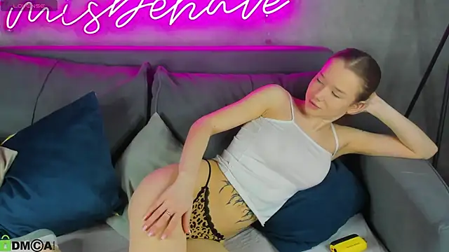 Snapshot of Nicole_Vasquez chatting on April 21, 1:42 am Nicole Vasquez online show from April 21, 1:42 am