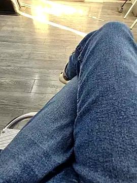 vali23 online show from January 17, 9:24 am