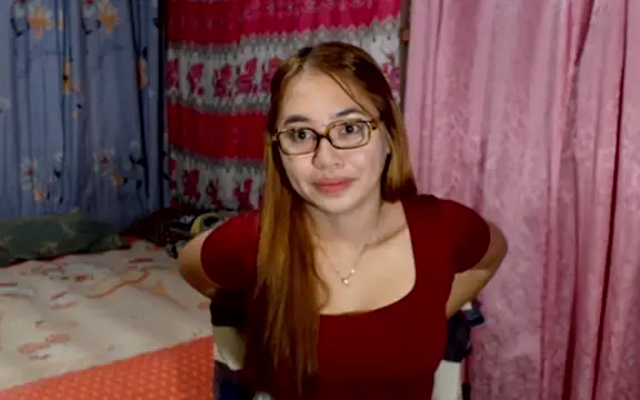 Snapshot of pinay_mayahiga chatting on June 21, 4:02 pm pinay mayahiga online show from June 21, 4:02 pm