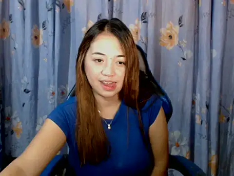 Snapshot of pinay_mayahiga chatting on April 27, 5:33 pm pinay mayahiga online show from April 27, 5:33 pm
