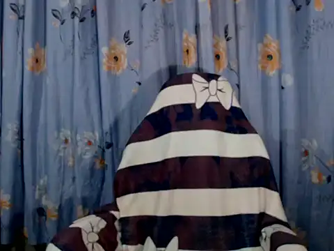 pinay mayahiga online show from April 15, 5:17 pm