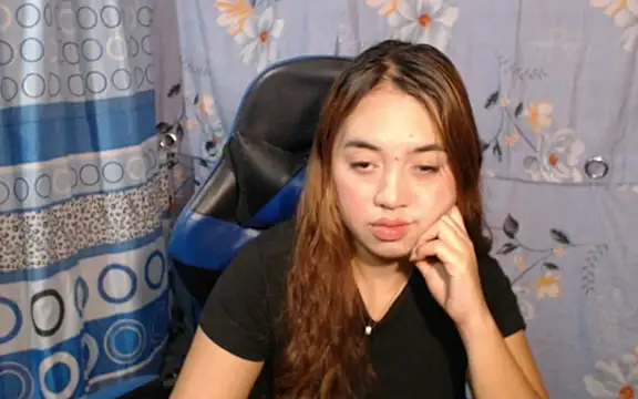 pinay mayahiga online show from March 19, 5:13 pm