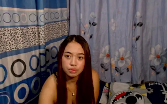 Snapshot of pinay_mayahiga chatting on April 19, 1:34 pm pinay mayahiga online show from April 19, 1:34 pm