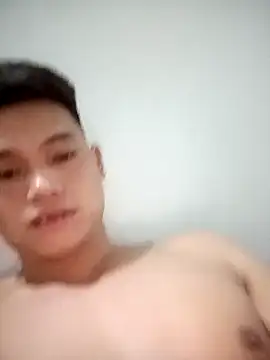 Snapshot of Maycute18 chatting on February 2, 3:11 pm Maycute18 online show from February 2, 3:11 pm