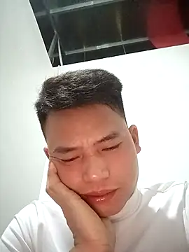 Snapshot of Maycute18 chatting on February 3, 2:00 pm Maycute18 online show from February 3, 2:00 pm