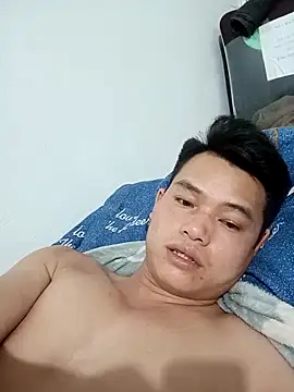 Snapshot of Maycute18 chatting on February 28, 3:22 pm Maycute18 online show from February 28, 3:22 pm