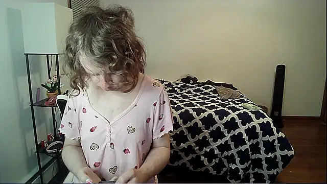 VanFairy526 online show from March 18, 9:56 am