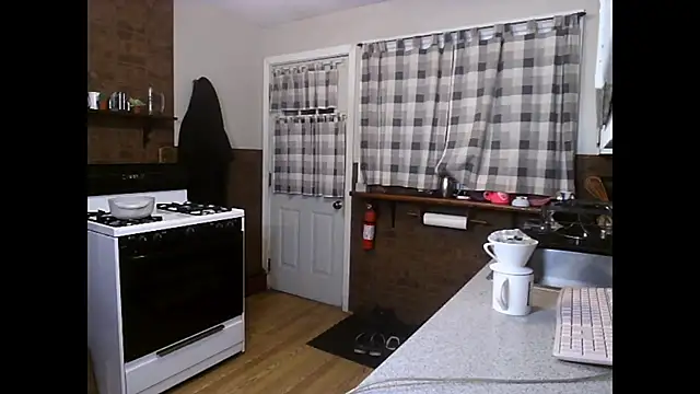 Snapshot of VanFairy526 chatting on February 14, 10:59 am VanFairy526 online show from February 14, 10:59 am