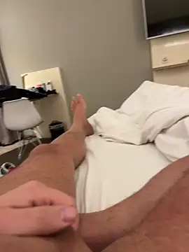 longdong00789 online show from March 10, 9:30 pm