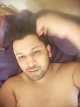 Pravin9562 online show from February 5, 5:58 am