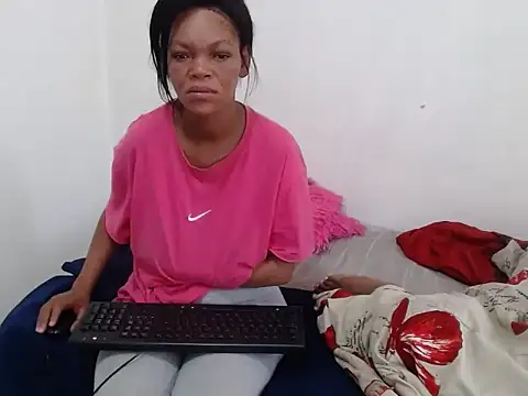 B Slut online show from February 19, 4:15 pm