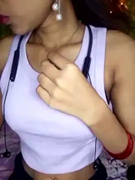 Maliha Chowdhury online show from April 20, 2:18 pm