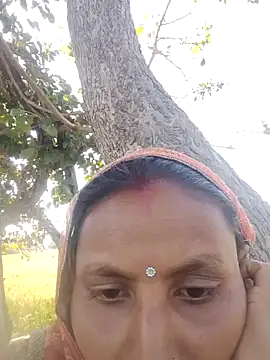 Snapshot of Juli_rathore chatting on March 1, 4:23 am Juli rathore online show from March 1, 4:23 am