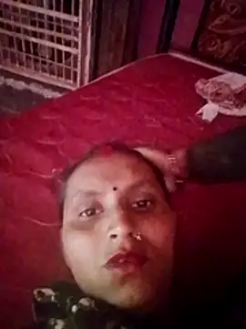 Snapshot of Juli_rathore chatting on April 23, 6:53 am Juli rathore online show from April 23, 6:53 am