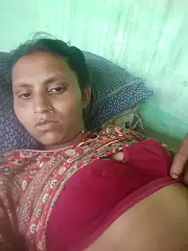 Snapshot of Juli_rathore chatting on April 30, 5:36 am Juli rathore online show from April 30, 5:36 am
