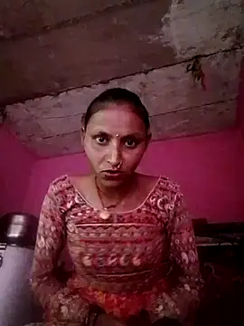 Snapshot of Juli_rathore chatting on February 6, 4:08 am Juli rathore online show from February 6, 4:08 am