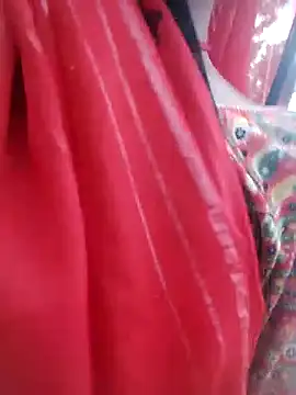 Snapshot of Juli_rathore chatting on June 1, 2:01 am Juli rathore online show from June 1, 2:01 am