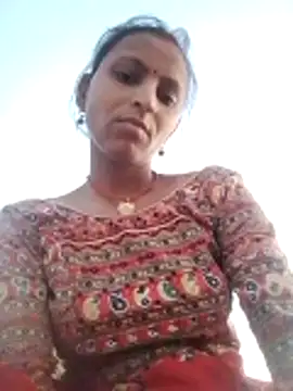 Snapshot of Juli_rathore chatting on May 21, 11:46 pm Juli rathore online show from May 21, 11:46 pm